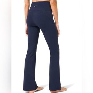 Lululemon SHR Groove Flare Pants Nulu True Navy size 18 Yoga Workout